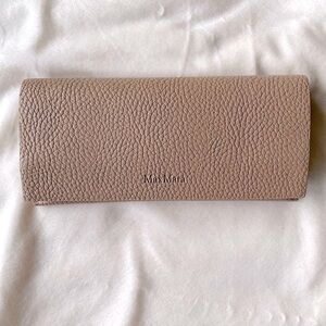 MaxMara Taupe Leather Eyeglass Case | Pebbled Grain Texture w/New Dust Cloth